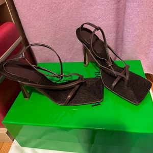BOTTEGA VENETTA BROWN STRAP HEELS VERY SEXY SIZE 38 (EUROPEAN) 8 (AMERICAN)WOMEN